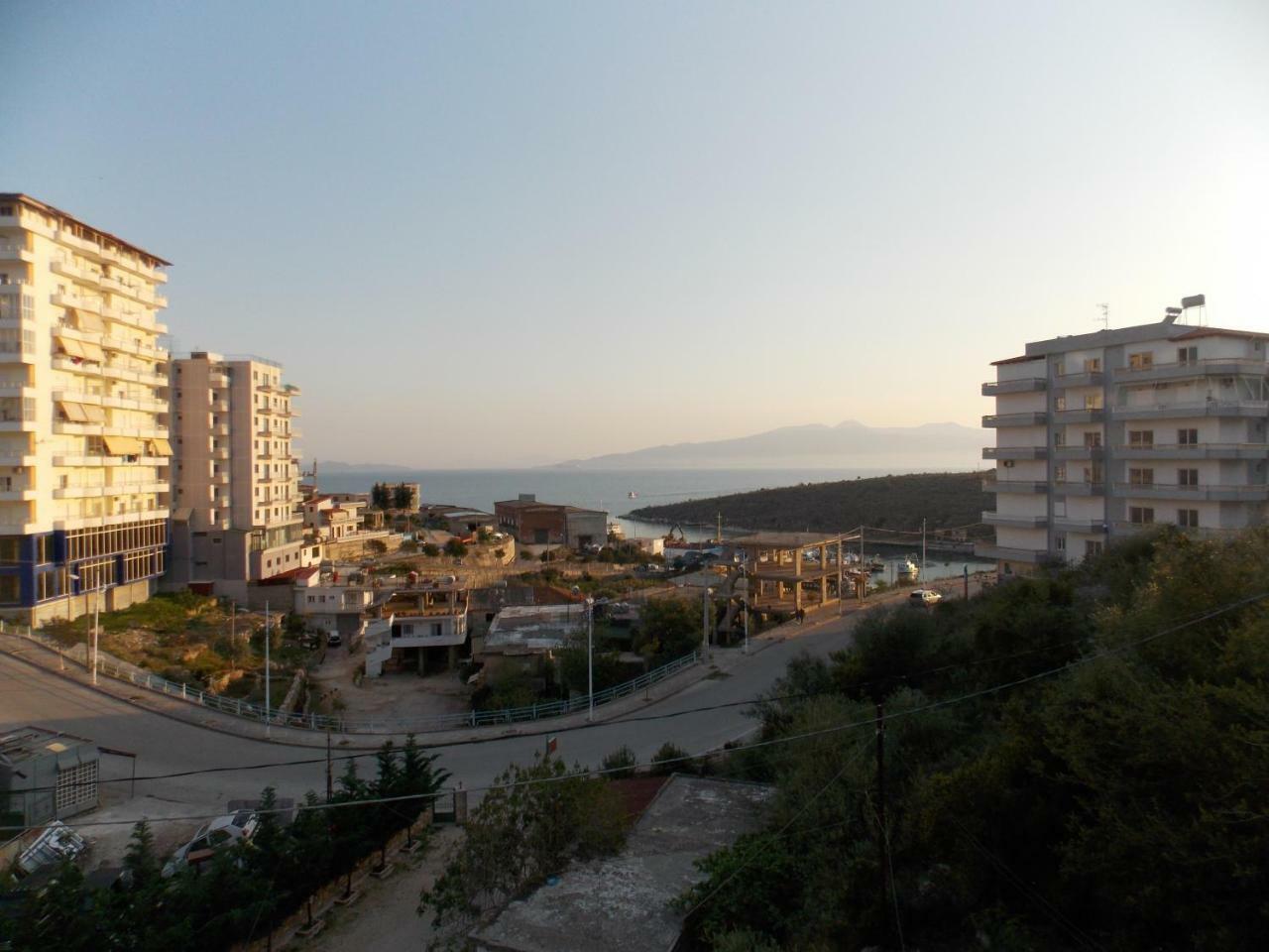 Apartment Dejvi Sarandë Exteriör bild