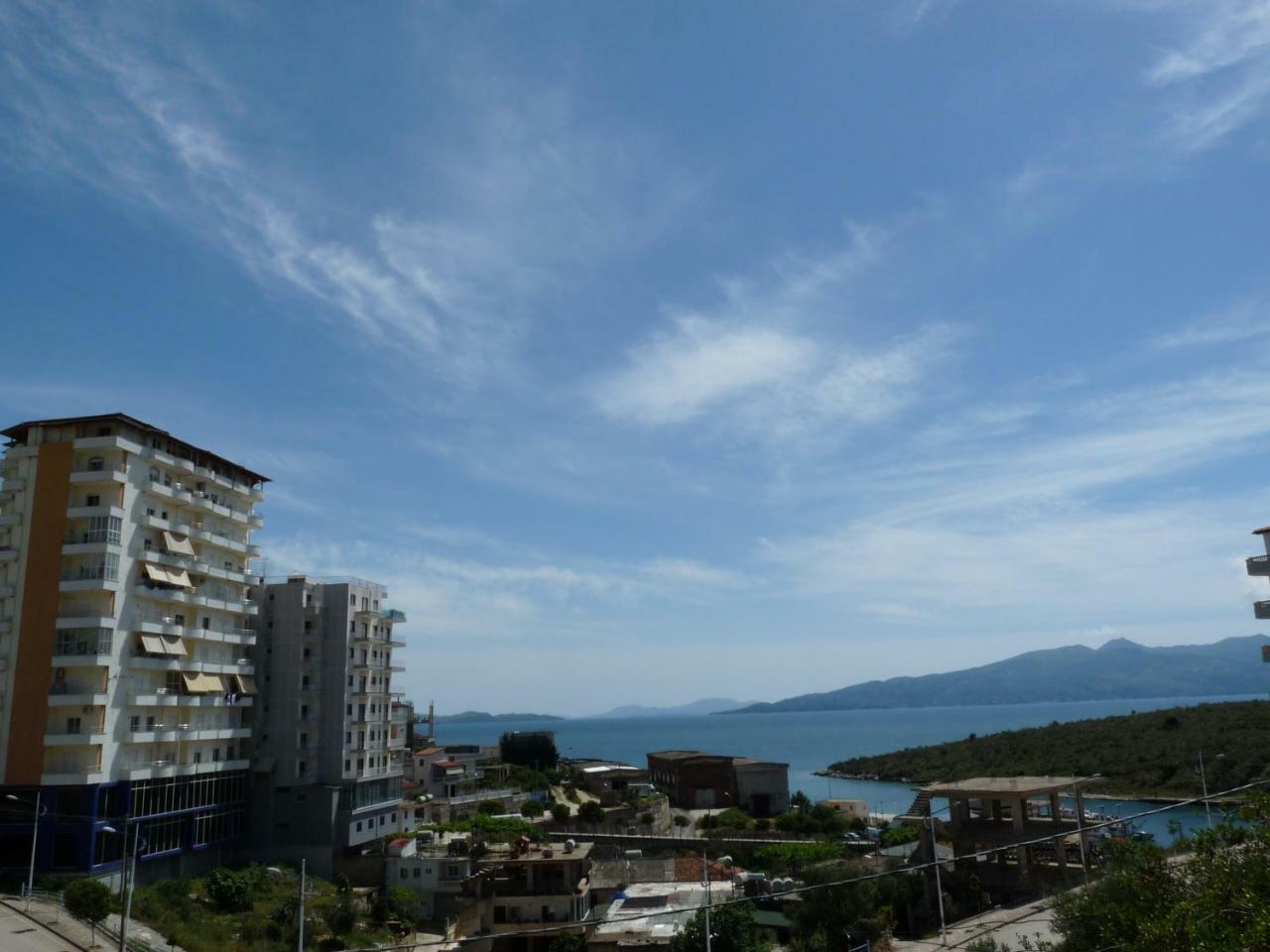 Apartment Dejvi Sarandë Exteriör bild
